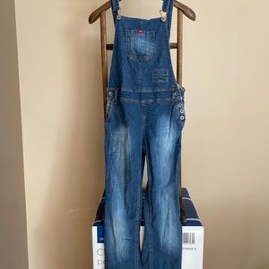 Medium size overalls